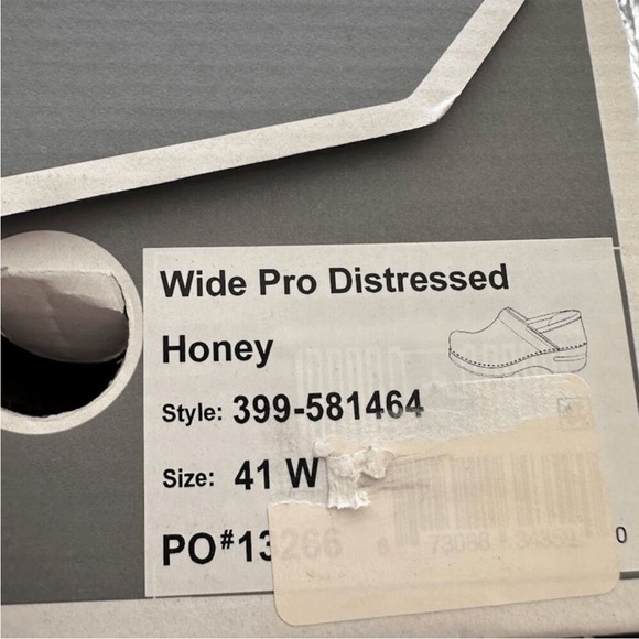 Dansko Professional Honey Wide Pro Distressed Clog Size EU 41W/ US 10.5-11W - Picture 7 of 7